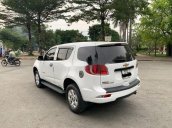 Cần bán gấp Chevrolet Trailblazer 2.5 AT sản xuất năm 2018, màu trắng, xe nhập, 779tr