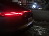 Panamera 2019 màu kịch độc, nội thất đỏ