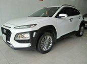 Cần bán lại xe Hyundai Kona 2.0AT năm sản xuất 2018, màu trắng, giá tốt