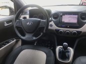 Bán nhanh với chiếc Hyundai Grand i10 đời 2017 Hatchback số sàn, giá mềm