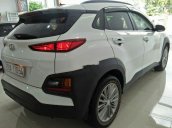 Cần bán lại xe Hyundai Kona 2.0AT năm sản xuất 2018, màu trắng, giá tốt