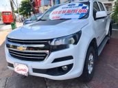 Bán xe Chevrolet Colorado 2. 5LT 4x2 MT sản xuất 2017, màu trắng, nhập khẩu nguyên chiếc số sàn