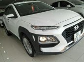 Cần bán lại xe Hyundai Kona 2.0AT năm sản xuất 2018, màu trắng, giá tốt