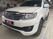 Cần bán gấp Toyota Fortuner V năm 2014, màu trắng