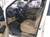 Cần bán gấp Toyota Fortuner V năm 2014, màu trắng