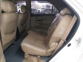 Cần bán gấp Toyota Fortuner V năm 2014, màu trắng