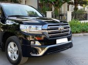 Cần bán xe Toyota Land Cruiser V8 5.7 đời 2015, màu đen, xe Mỹ