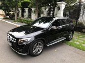 Cần bán xe Mercedes GLC300 4Matic AMG sản xuất 2016 xe gia đình dùng, màu đen