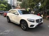 Bán Mercedes GLC250 4Matic đời 2016, màu trắng, nội thất nâu cực hiếm