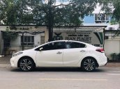 Cần bán lại xe Kia Cerato 2.0 AT sản xuất 2018, màu trắng 