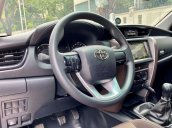 Cần bán xe Toyota Fortuner năm 2019, màu đen, xe nhập chính chủ