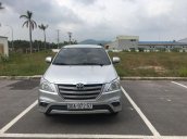 Gia đình bán Toyota Innova E năm sản xuất 2016, màu bạc