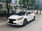 Cần bán lại xe Kia Cerato 2.0 AT sản xuất 2018, màu trắng 
