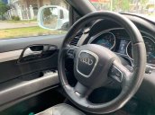 Cần bán lại xe Audi Q7 đời 2011, màu trắng, nhập khẩu nguyên chiếc chính chủ, giá tốt