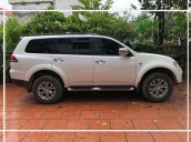 Bán xe Mitsubishi Pajero đời 2014, màu trắng, số sàn