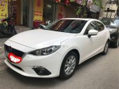 Bán Mazda 3 AT đời 2015, màu trắng chính chủ giá cạnh tranh