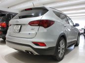 Bán Hyundai Santa Fe năm sản xuất 2017, màu bạc còn mới