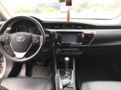 Cần bán Toyota Corolla Altis đời 2016, màu bạc, số tự động, máy xăng