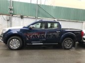 Bán Nissan Navara sản xuất 2019, màu xanh lam, nhập khẩu, xe mẫu mới