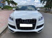 Cần bán lại xe Audi Q7 đời 2011, màu trắng, nhập khẩu nguyên chiếc chính chủ, giá tốt