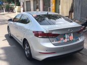 Cần bán Hyundai Elantra 2018, màu bạc, xe nhập