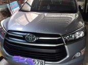 Cần bán Toyota Innova 2018, màu bạc mới 95% giá tốt 710 triệu đồng