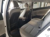 Hãng bán Hyundai Elantra GLS 1.6MT, đời 2016, màu trắng, xe gia đình