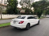 Cần bán gấp Mercedes-Benz C200 class đăng ký lần đầu 2019, màu trắng xe gia đình giá 1 tỷ 420 triệu đồng