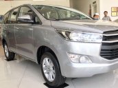 Bán xe Toyota Innova E năm sản xuất 2018, màu bạc