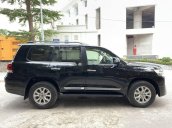 Bán xe Toyota Land Cruiser đời 2017, màu đen, xe nhập, chính chủ