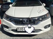 Bán Honda City sản xuất năm 2017, màu trắng, xe gia đình