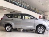 Bán xe Toyota Innova E năm sản xuất 2018, màu bạc