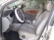 Bán Toyota Innova đời 2011 xe gia đình, giá tốt