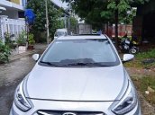 Cần bán Hyundai Accent đời 2015, màu bạc, nhập khẩu 