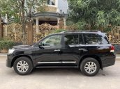 Bán xe Toyota Land Cruiser đời 2017, màu đen, xe nhập, chính chủ