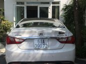 Cần bán Hyundai Sonata sản xuất năm 2012, màu trắng, nhập khẩu