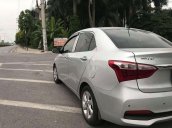 Cần bán xe Hyundai Grand i10 MT 2017, màu bạc, giá tốt