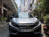 Bán Honda Civic 2018, màu bạc xe gia đình, giá 755tr xe nguyên bản