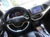 Cần bán Kia Picanto sản xuất năm 2013, màu đỏ số tự động xe nguyên bản