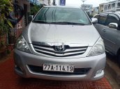 Cần bán lại xe Toyota Innova G đời 2009, màu bạc