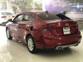 Bán Hyundai Accent năm sản xuất 2018, màu đỏ, siêu mới