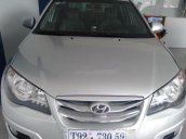 Cần bán gấp Hyundai Avante sản xuất năm 2014, xe nguyên bản