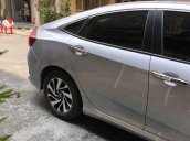 Bán Honda Civic 2018, màu bạc xe gia đình, giá 755tr xe nguyên bản