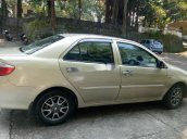 Cần bán lại xe cũ Toyota Vios sản xuất 2005, màu vàng