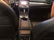 Bán Honda Civic 2018, màu bạc xe gia đình, giá 755tr xe nguyên bản