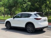 Cần bán xe Mazda CX 5 2.0 đời 2018, màu trắng xe gia đình