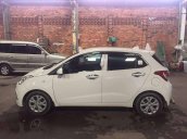 Bán Hyundai Grand i10 năm 2015, màu trắng, nhập khẩu số sàn