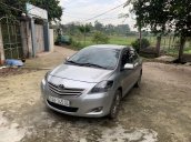 Lên đời bán xe Toyota Vios 2012, màu bạc như mới