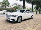 Mercedes Benz Exclusive C250 đời 2016, màu trắng nội thất kem tuyệt đẹp