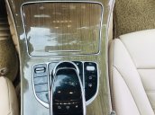 Mercedes Benz Exclusive C250 đời 2016, màu trắng nội thất kem tuyệt đẹp